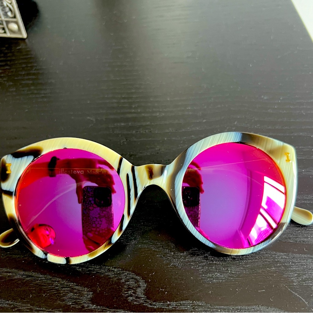 Illesteva Palm Beach Sunglasses